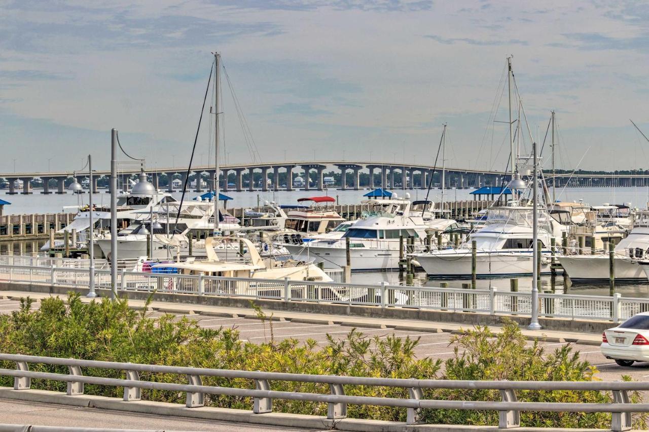 Walk To Beach From Chic Old Town Apartment With Yard Bay St. Louis Eksteriør billede